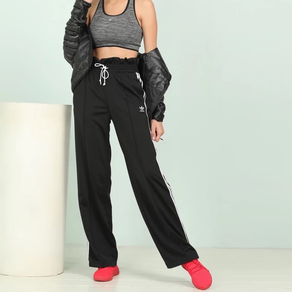 Adidas bellista pants - Picture 1 of 3